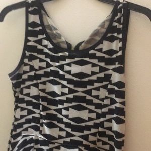 Black and white zigzag dress